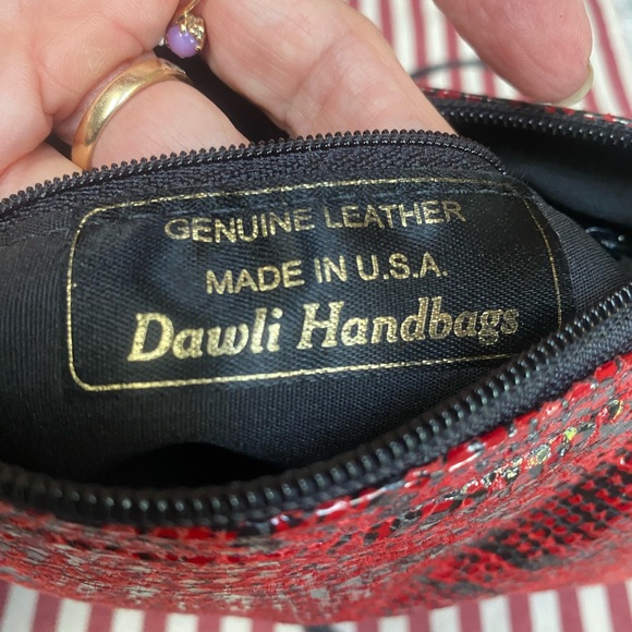 Red Dawki Cross body - Picture 2 of 5